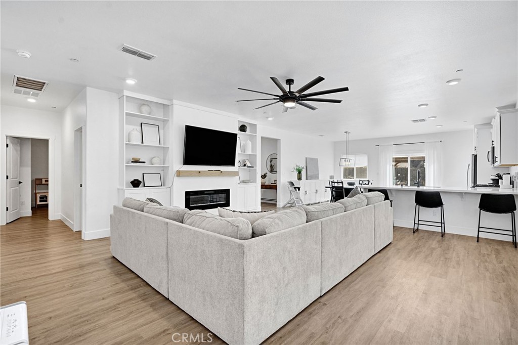 1386 Shoreside, Madera, CA 93637