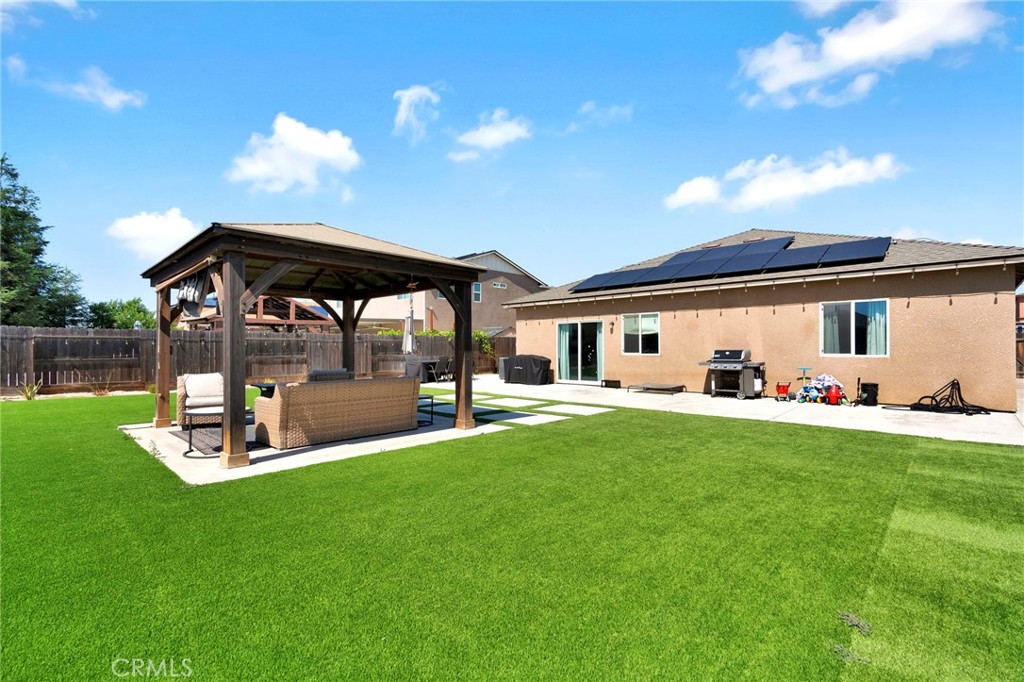 1386 Shoreside, Madera, CA 93637