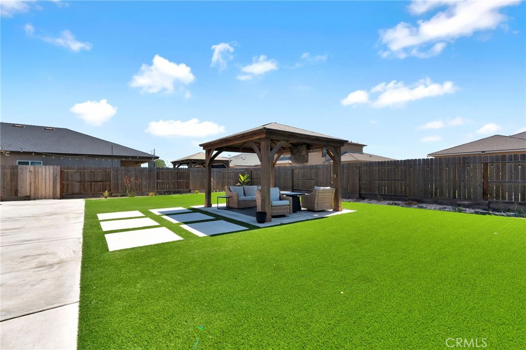 1386 Shoreside, Madera, CA 93637