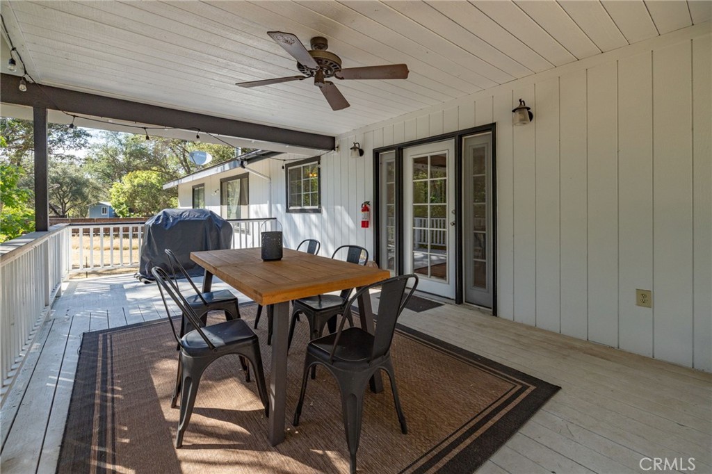 48866 Rock Point Rd, Oakhurst, CA 93644