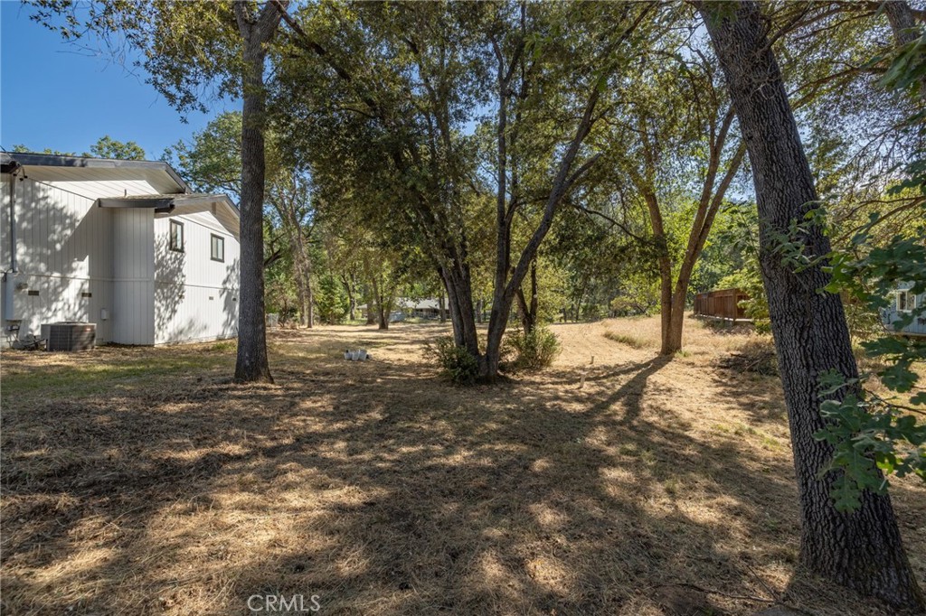 48866 Rock Point Rd, Oakhurst, CA 93644