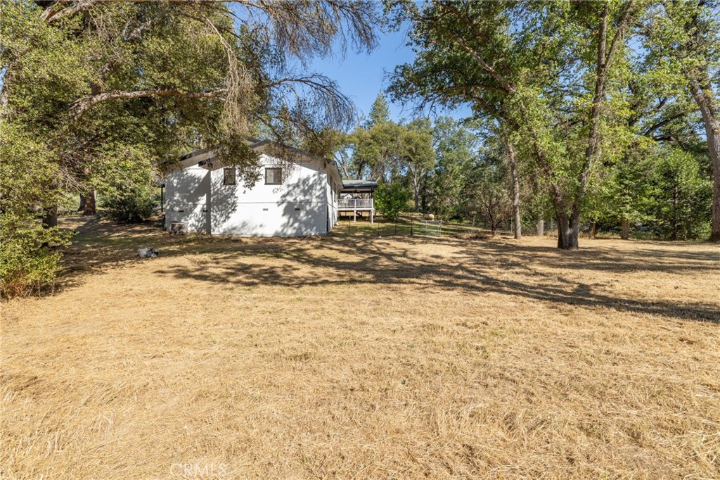 48866 Rock Point Rd, Oakhurst, CA 93644