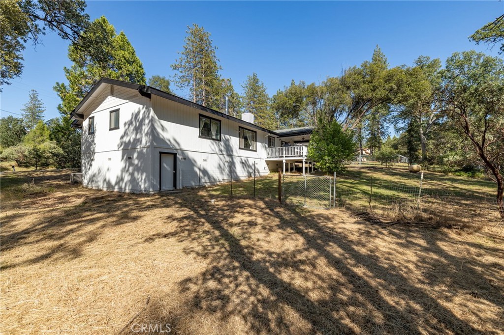 48866 Rock Point Rd, Oakhurst, CA 93644