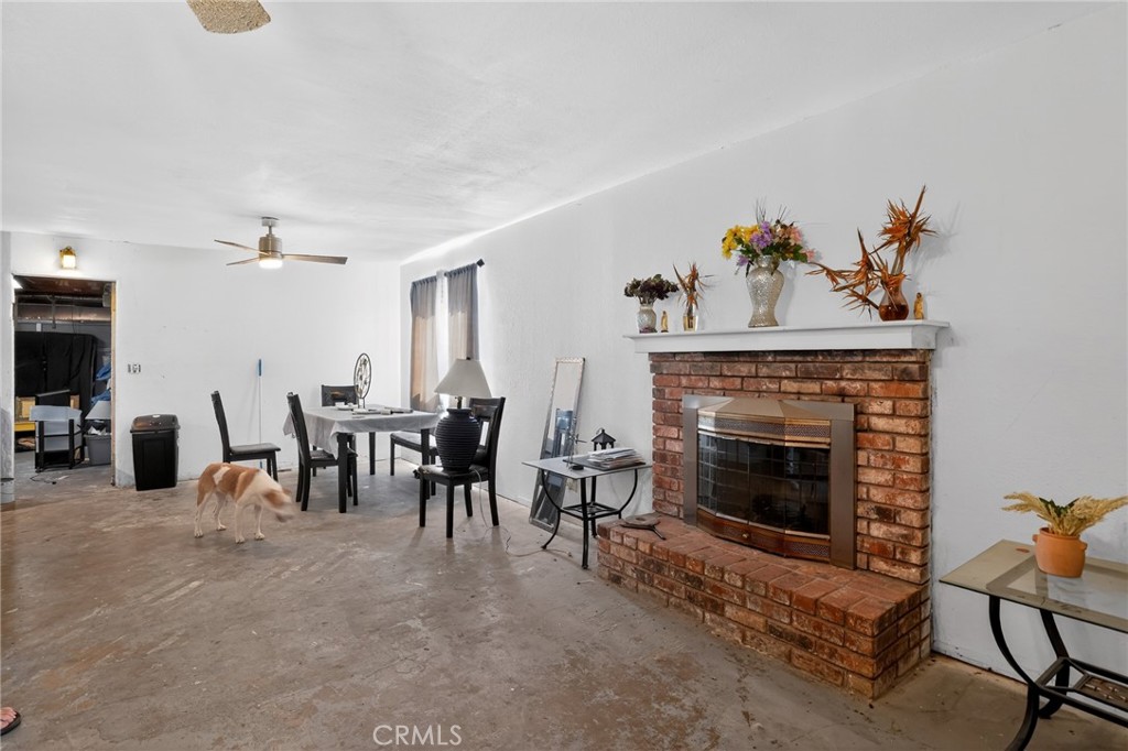 841 Sandra Ln, Porterville, CA 93257
