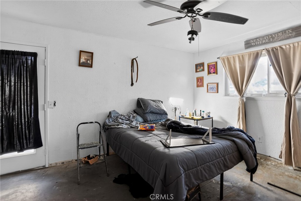 841 Sandra Ln, Porterville, CA 93257