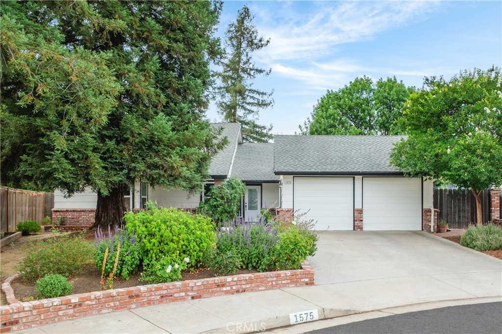 1575 Purvis, Clovis, CA 93611