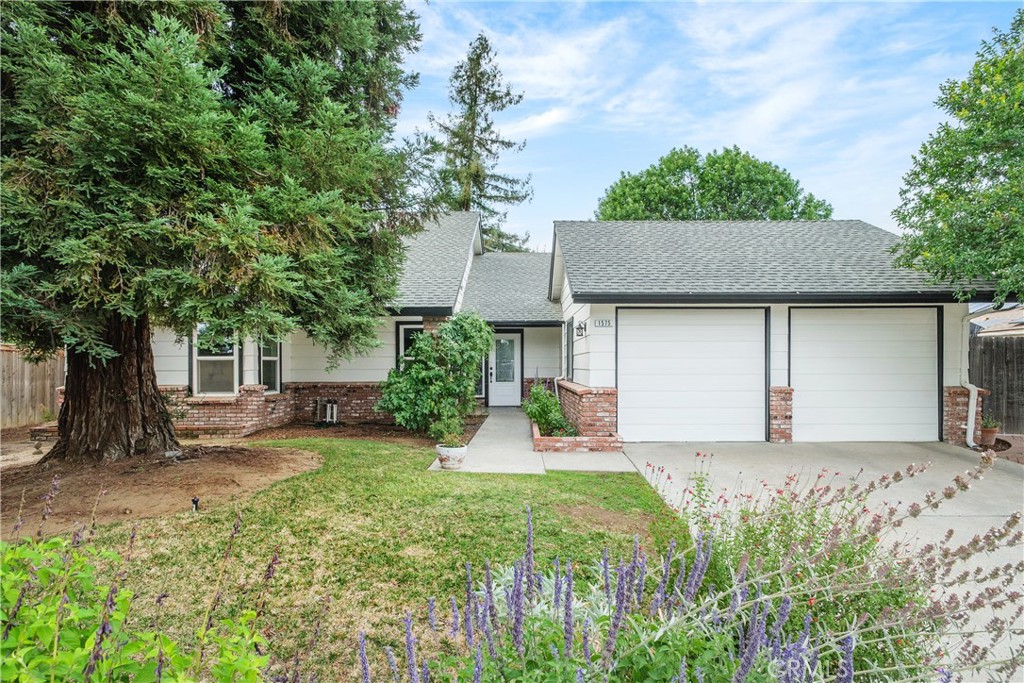 1575 Purvis, Clovis, CA 93611