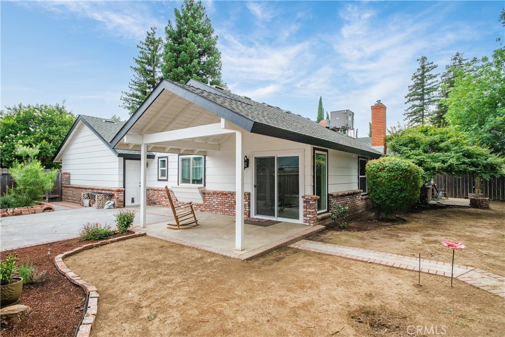 1575 Purvis, Clovis, CA 93611
