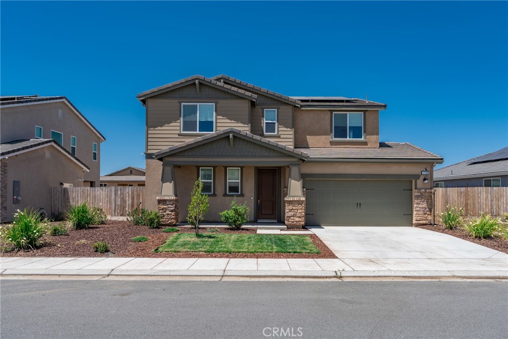 1159 W Magnolia Ct, Madera, CA 93636
