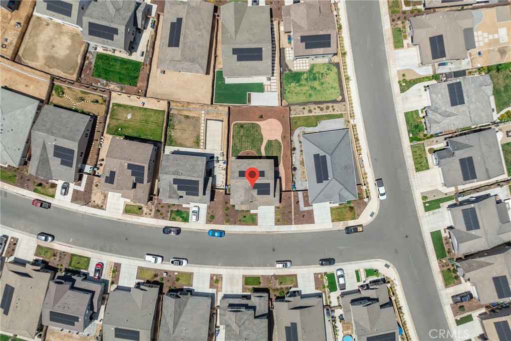 1159 W Magnolia Ct, Madera, CA 93636