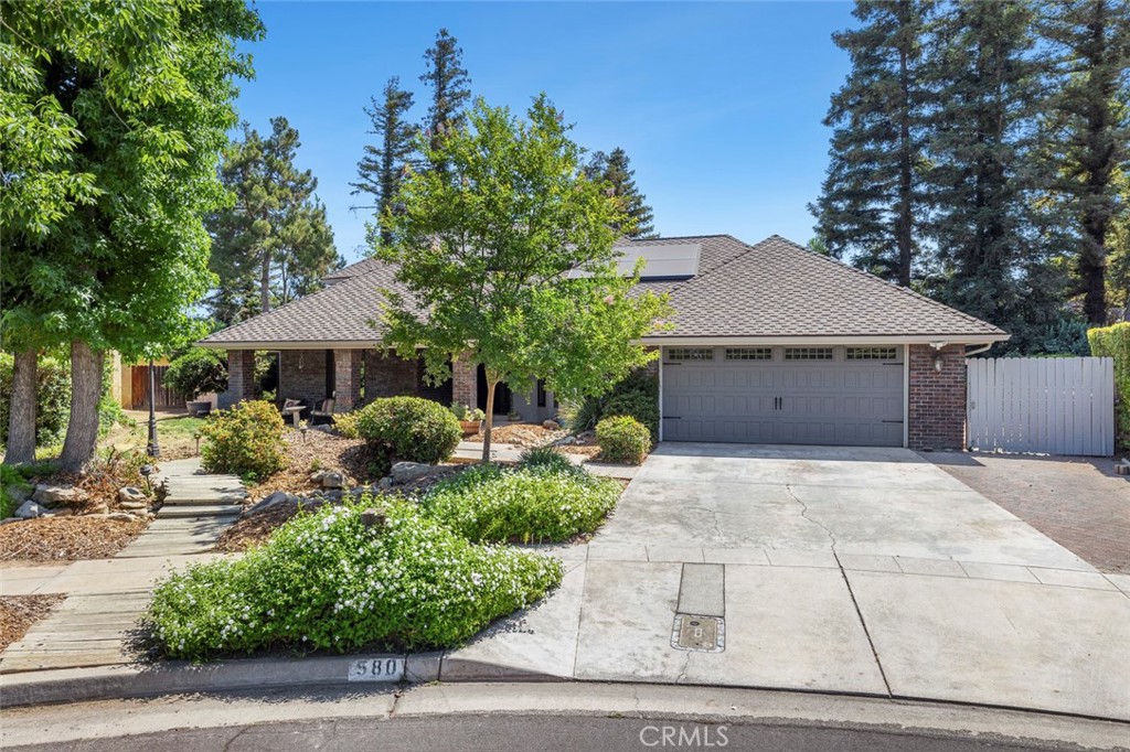 580 E Salem, Fresno, CA 93720