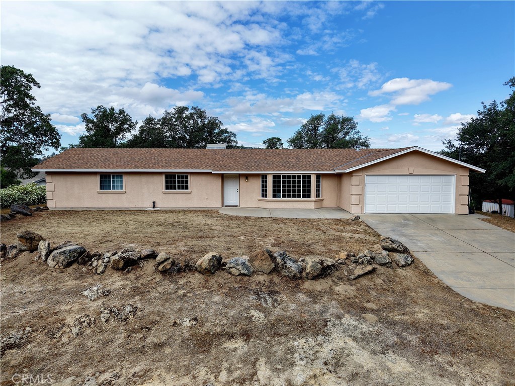 30142 Revis Road, Coarsegold, CA 93614