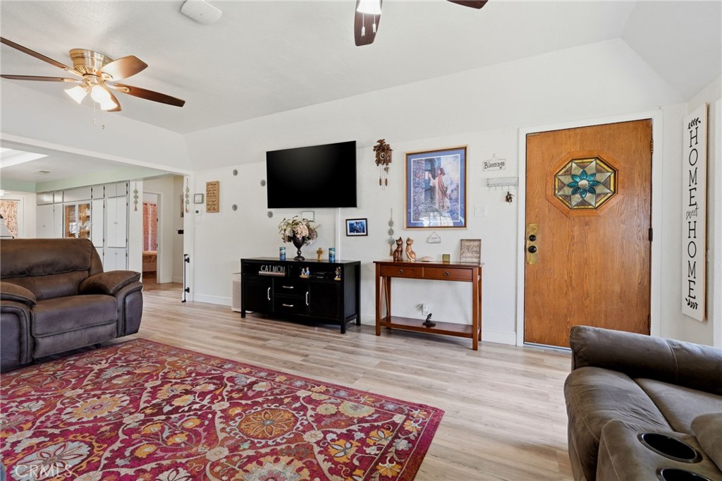 428 S A, Madera, CA 93638