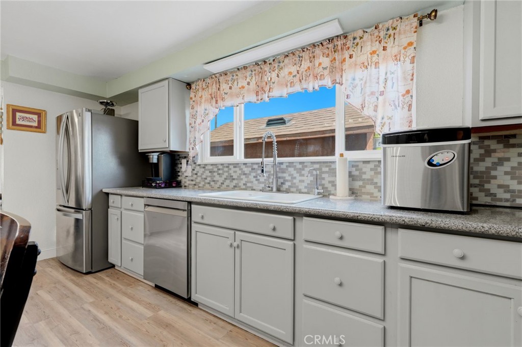 428 S A, Madera, CA 93638