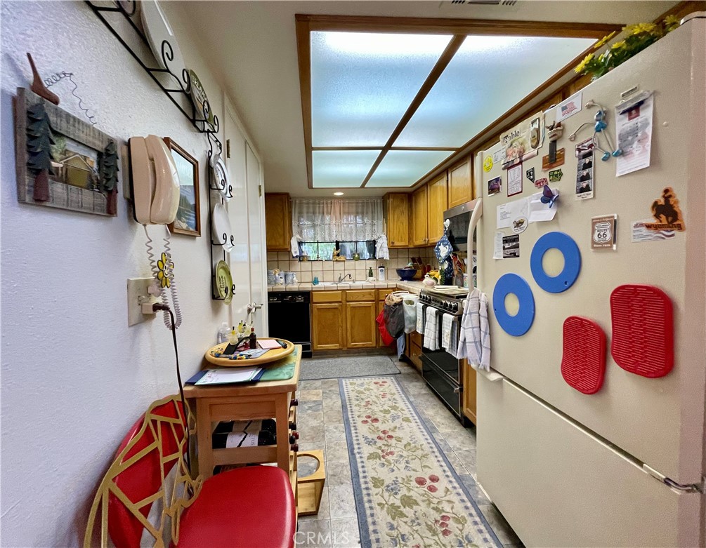 50852 Smoke Tree, Bass Lake, CA 93604