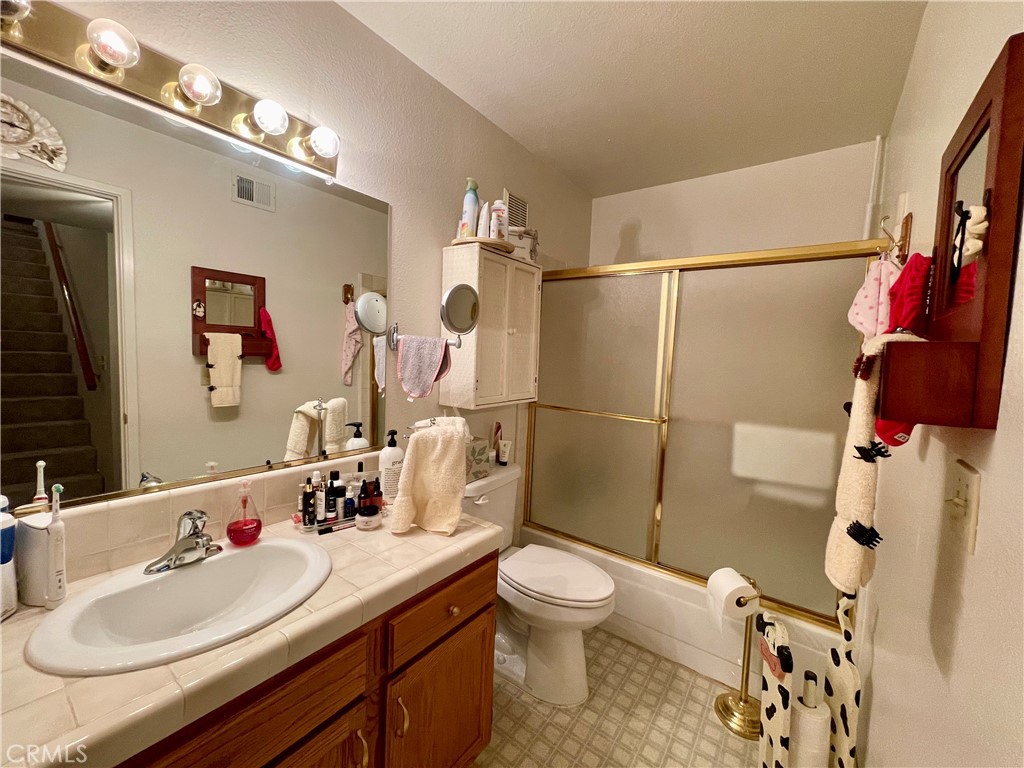 50852 Smoke Tree, Bass Lake, CA 93604