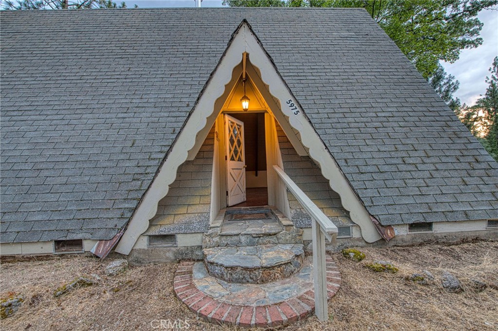 5974 Evergreen Ln, Mariposa, CA 95338