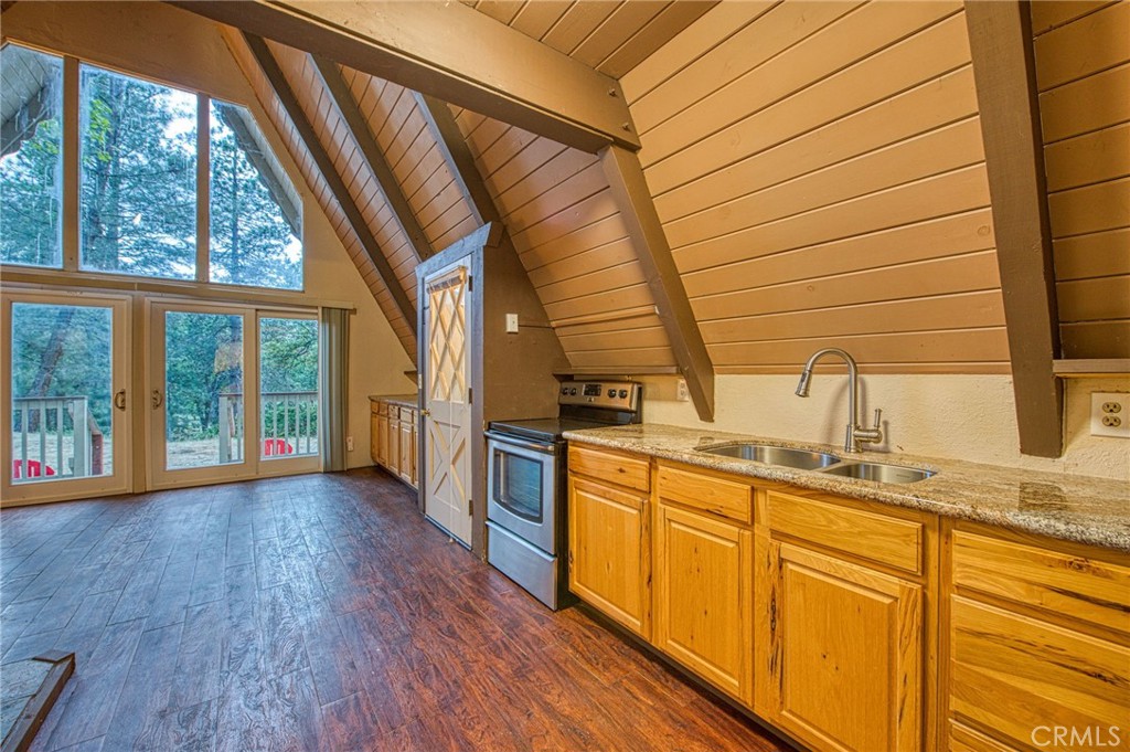 5974 Evergreen Ln, Mariposa, CA 95338