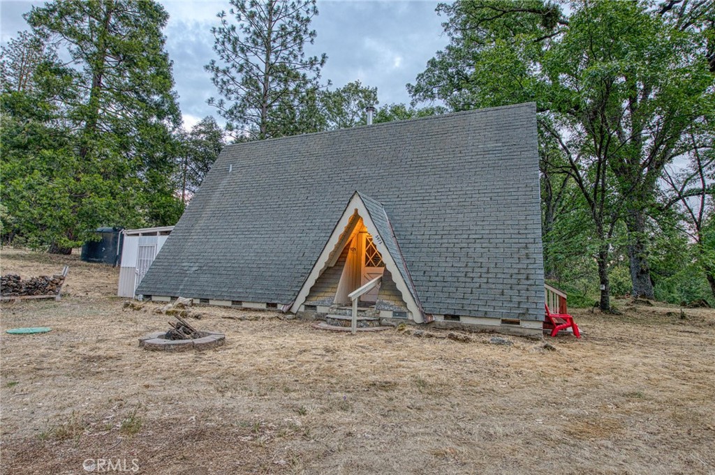 5974 Evergreen Ln, Mariposa, CA 95338