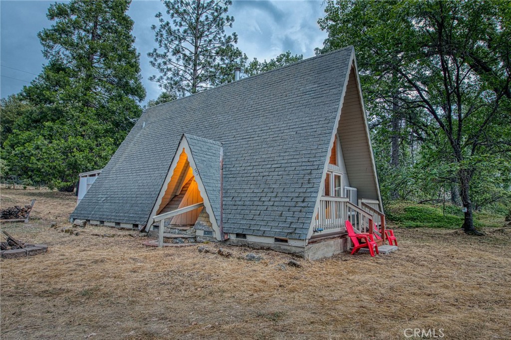 5974 Evergreen Ln, Mariposa, CA 95338