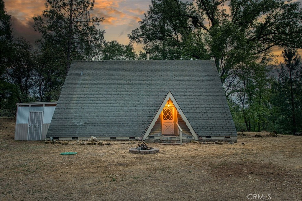 5974 Evergreen Ln, Mariposa, CA 95338