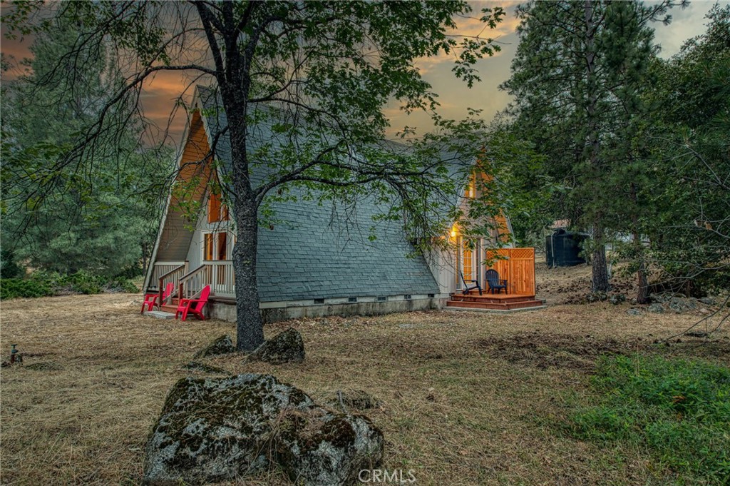 5974 Evergreen Ln, Mariposa, CA 95338
