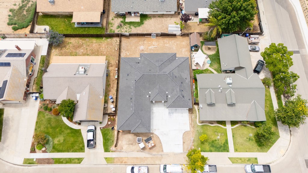181 Grace Ct, Lemoore, CA 93245