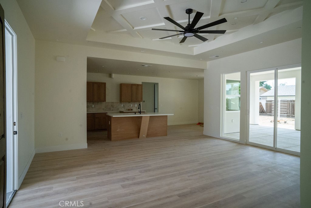 181 Grace Ct, Lemoore, CA 93245