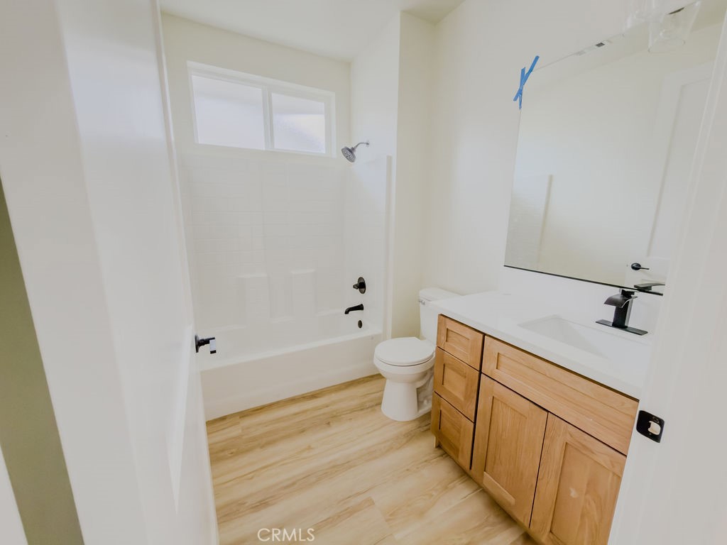 181 Grace Ct, Lemoore, CA 93245