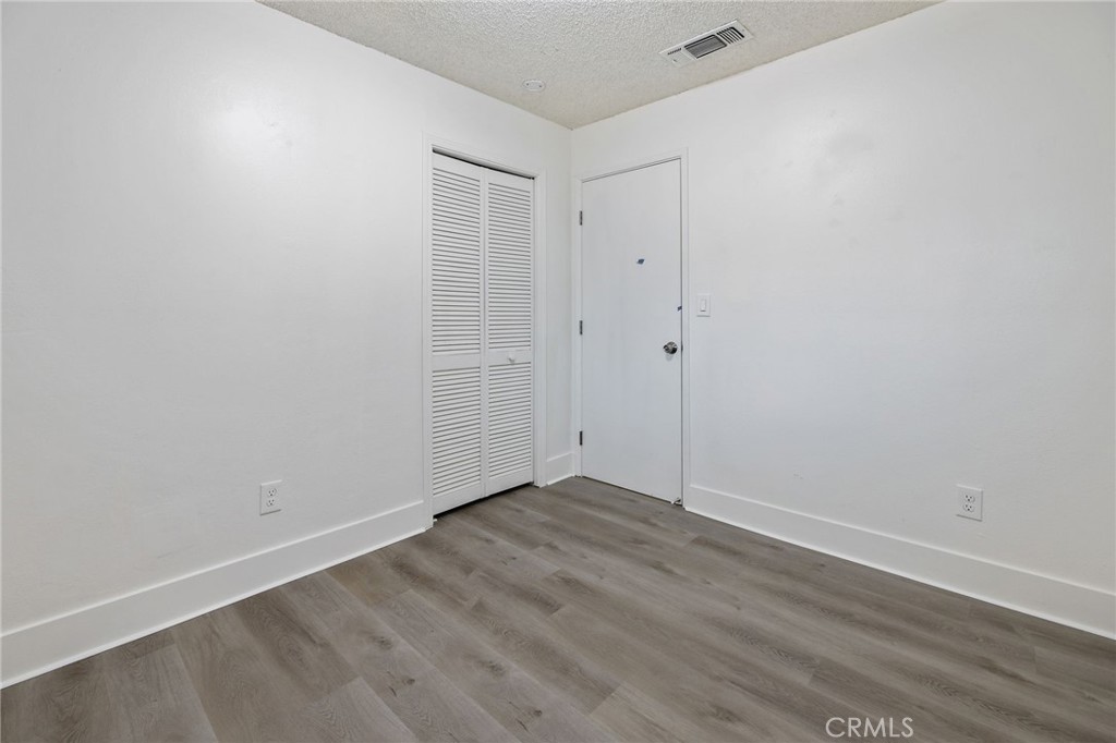 534 W Swift Ave, Clovis, CA 93612