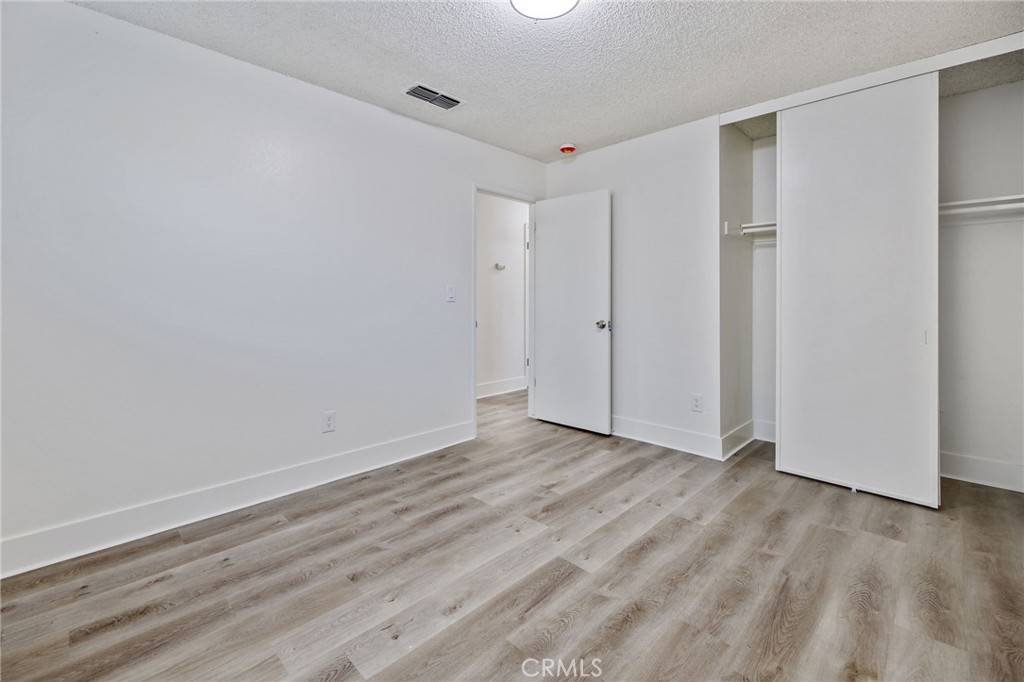 534 W Swift Ave, Clovis, CA 93612