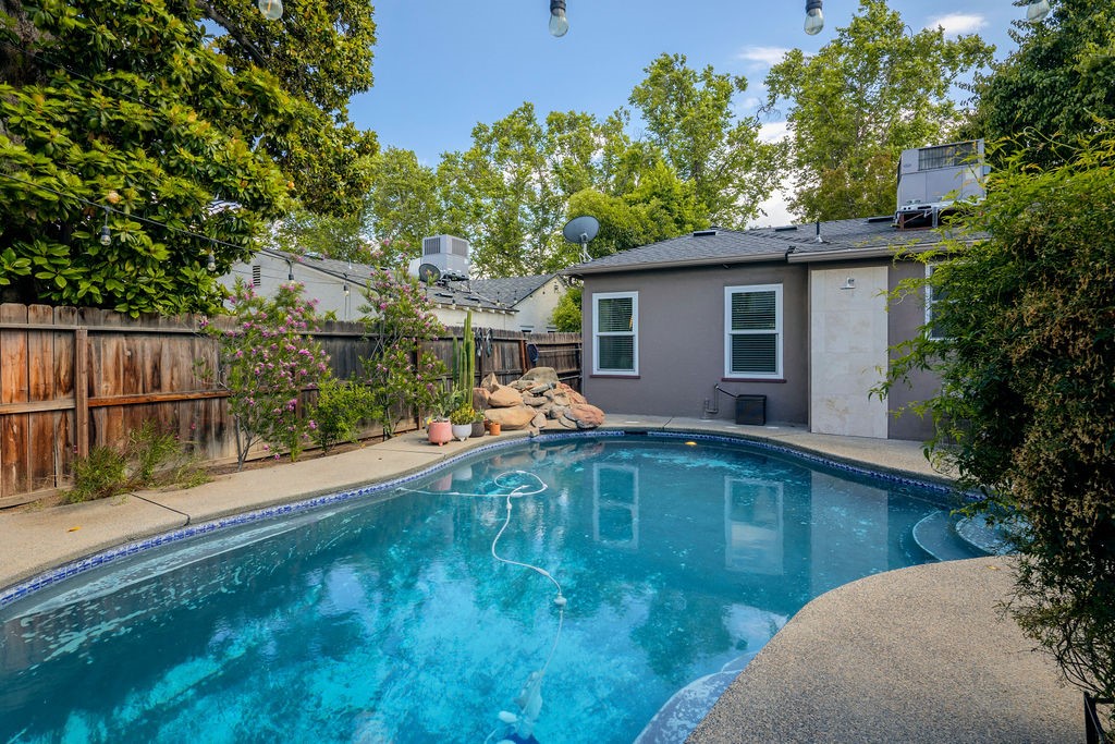 107 E Normal, Fresno, CA 93704