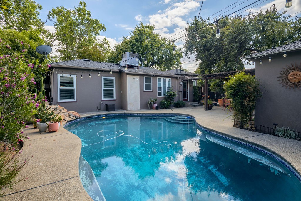 107 E Normal, Fresno, CA 93704