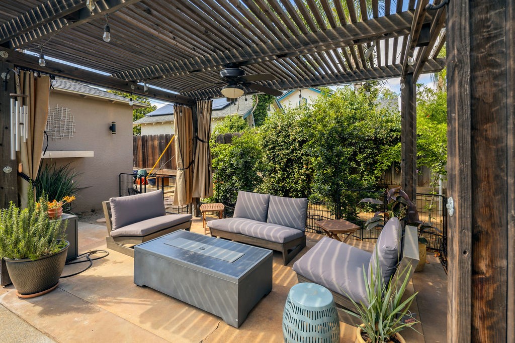 107 E Normal, Fresno, CA 93704