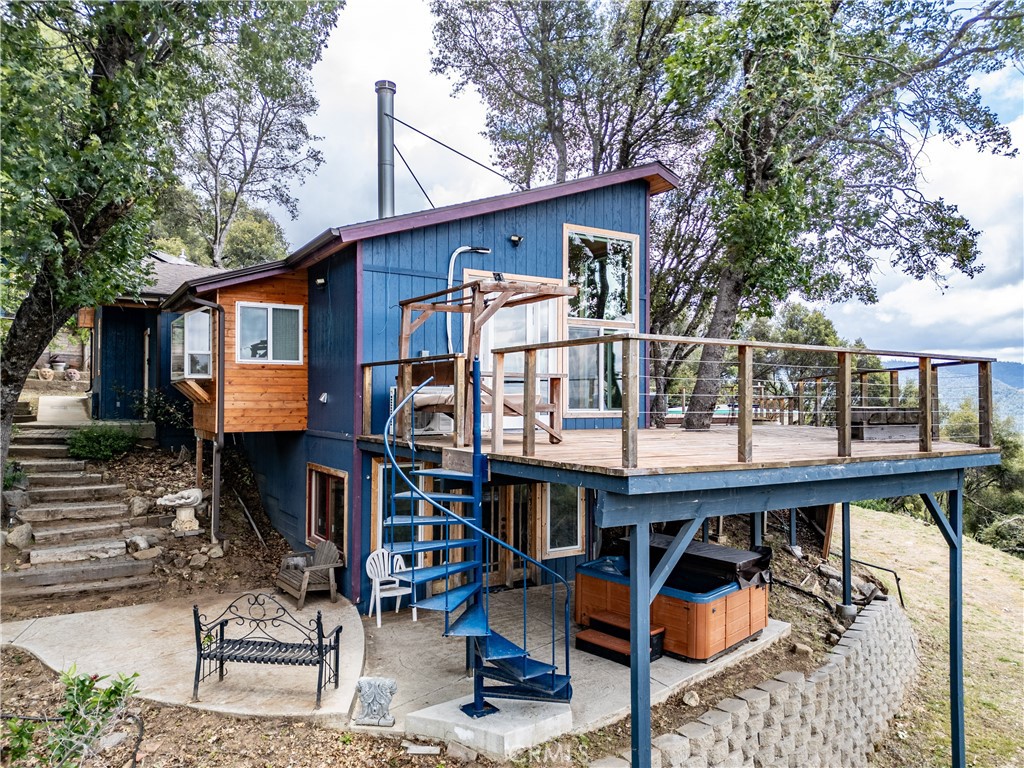 51571 Coyote Ridge, Oakhurst, CA 93644