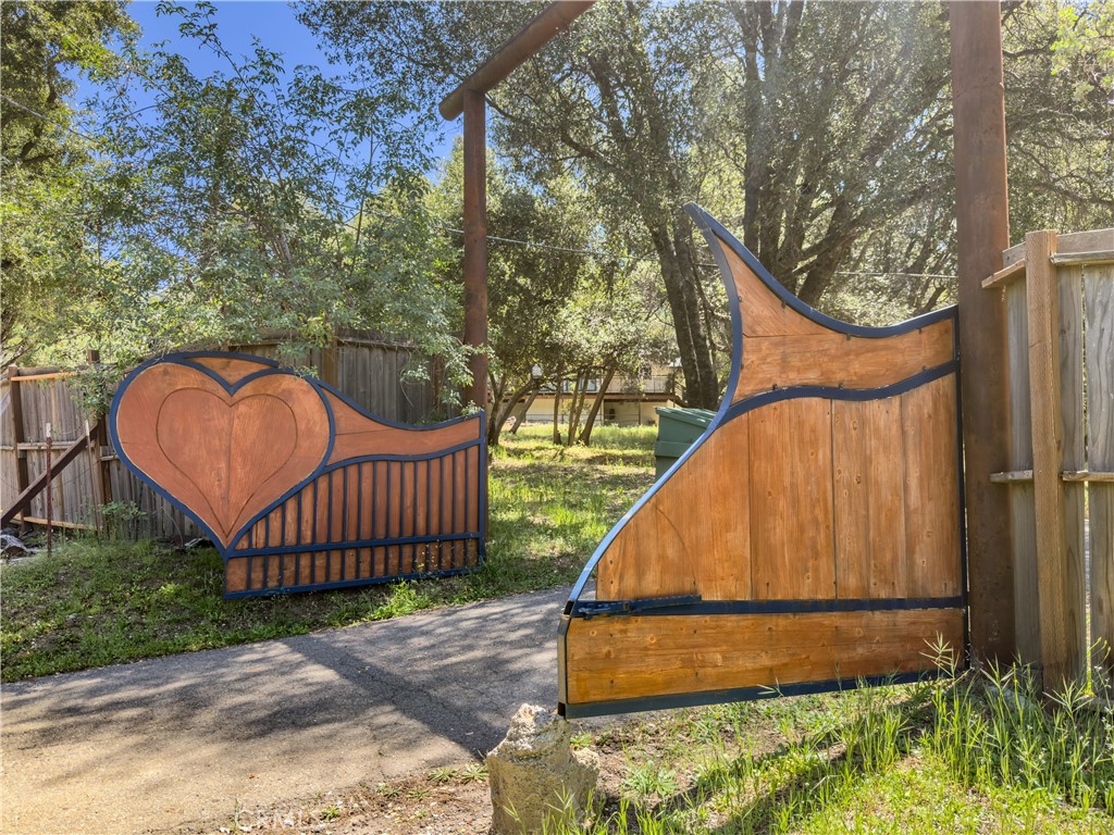 51571 Coyote Ridge, Oakhurst, CA 93644