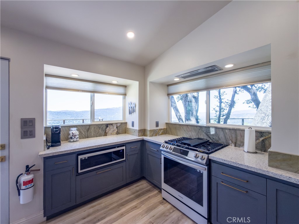 51571 Coyote Ridge, Oakhurst, CA 93644