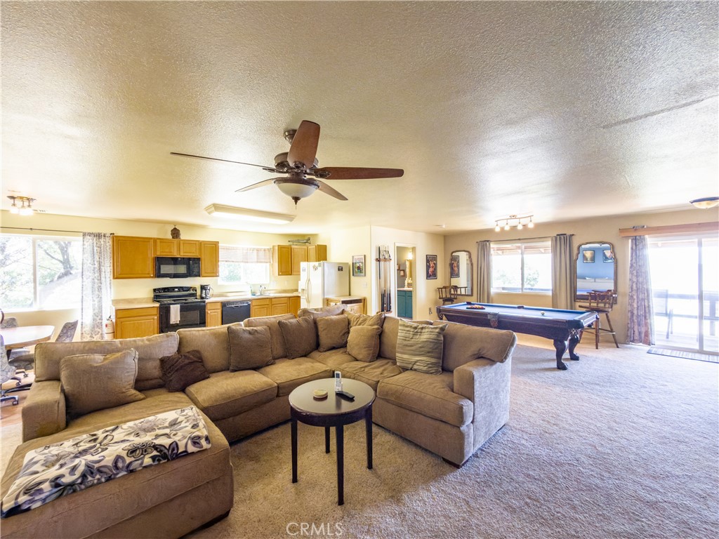 51571 Coyote Ridge, Oakhurst, CA 93644