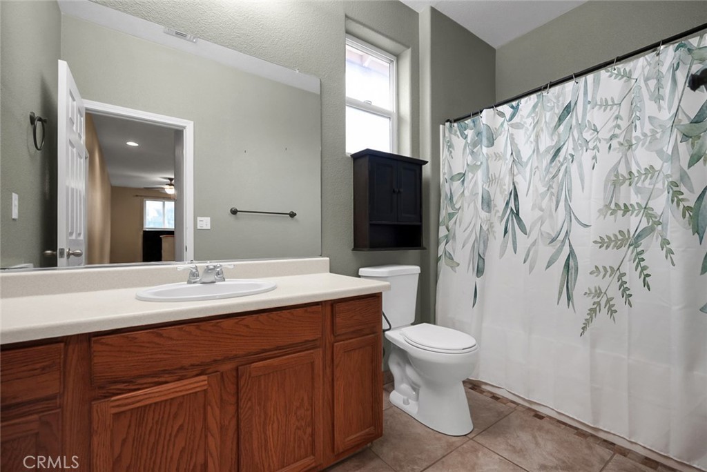105 Pine Street, Chowchilla, CA 93610