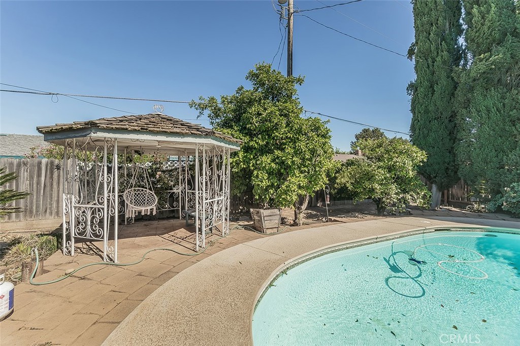 6326 N Bergeron, Fresno, CA 93704