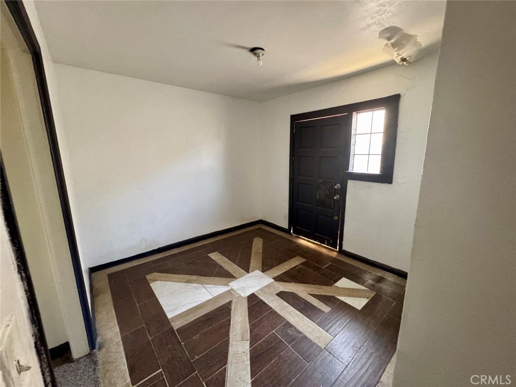 1620 N D, Madera, CA 93638