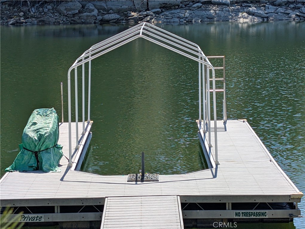 38980 Lake Point Ct, Bass Lake, CA 93604