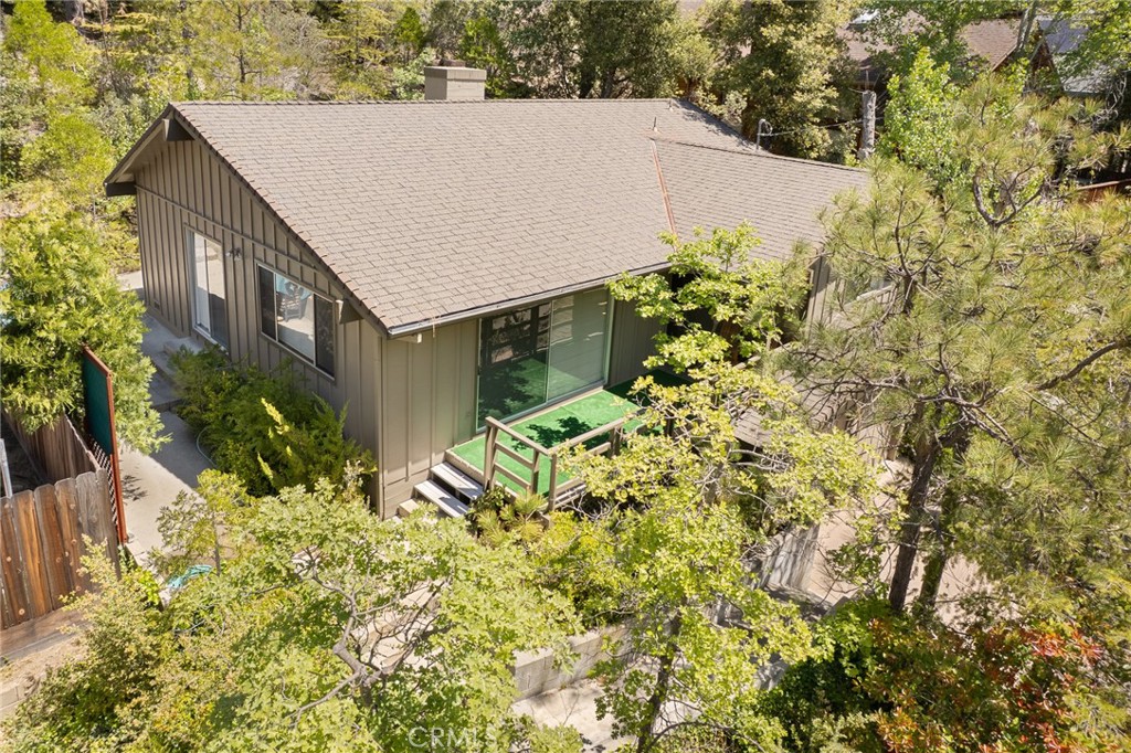38980 Lake Point Ct, Bass Lake, CA 93604