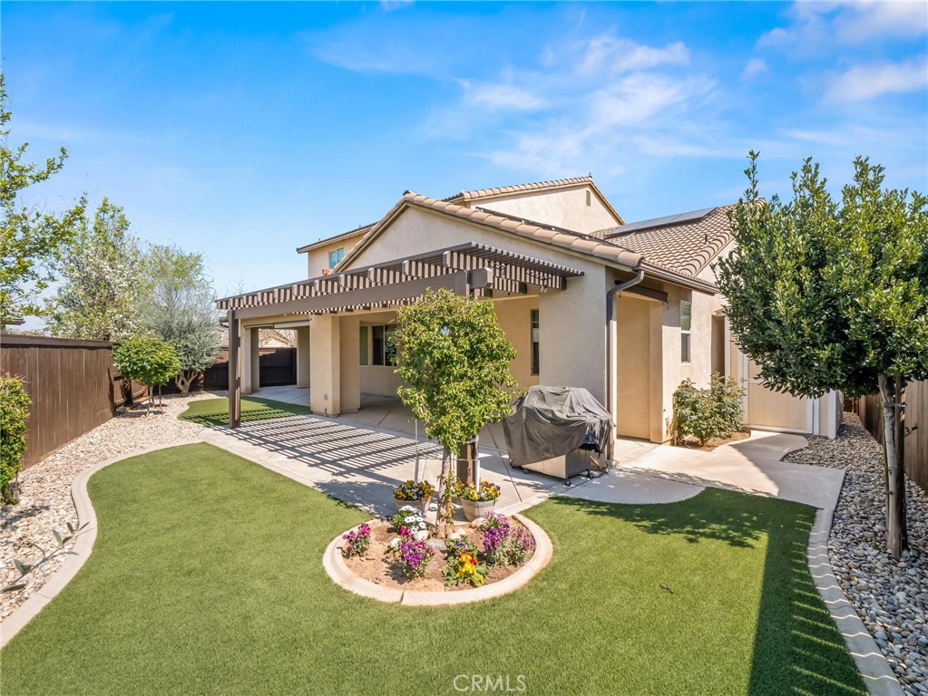 1178 Blackwood, Clovis, CA 93619