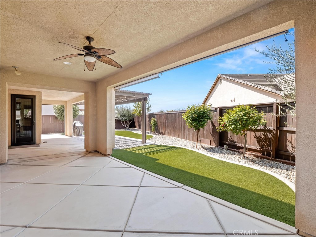 1178 Blackwood, Clovis, CA 93619