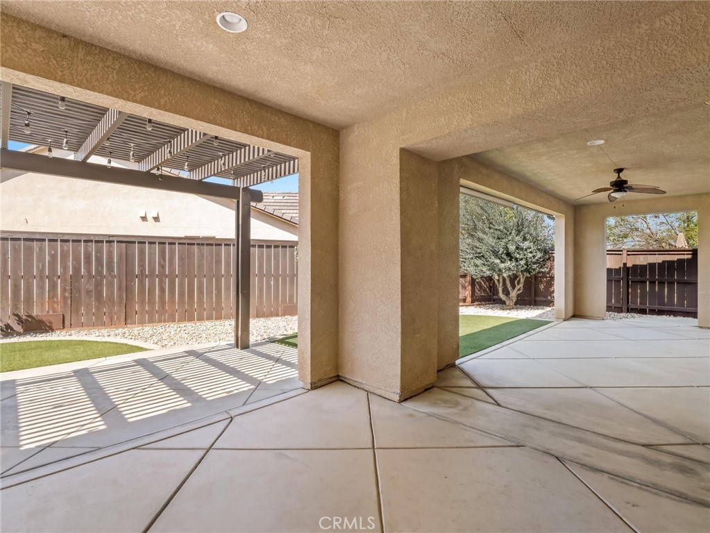 1178 Blackwood, Clovis, CA 93619