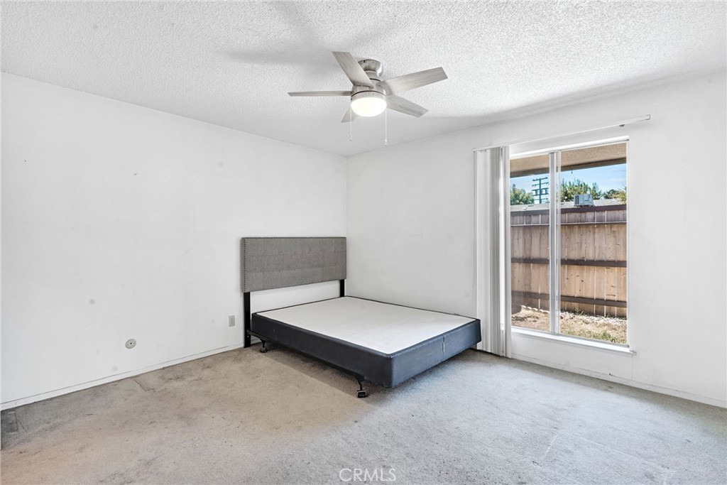 182 W Barstow Ave #A, Fresno, CA 93704
