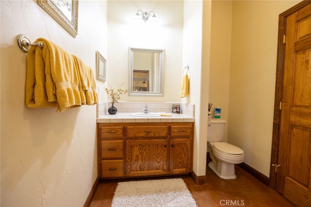 1087 Ben Hur Road, Raymond, CA 93653