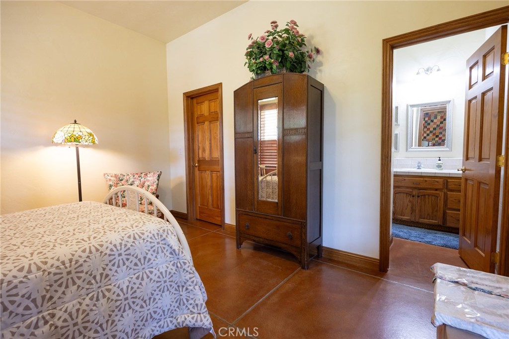 1087 Ben Hur Road, Raymond, CA 93653
