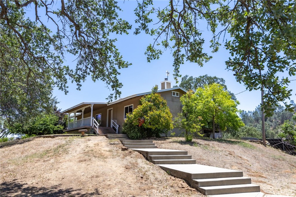 1087 Ben Hur Road, Raymond, CA 93653